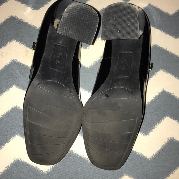 Heels - Picture 3 of 4